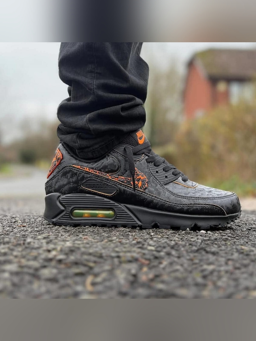 Men's Nike Air Max 90 'Volcano' - Picture 5 of 15